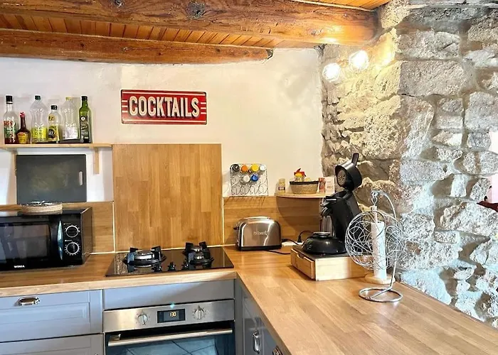 Maison Chaleureuse Et Rustique * Annonay