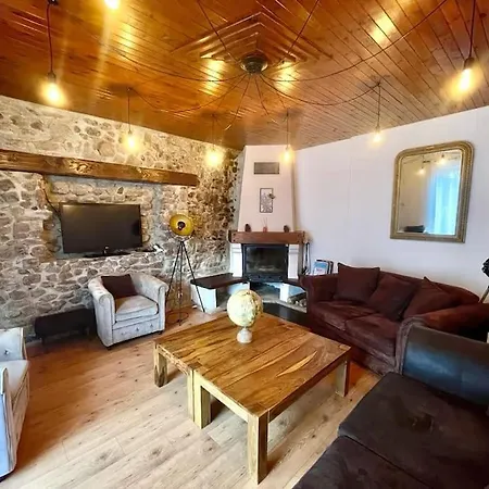 Holiday home Maison Chaleureuse Et Rustique Annonay